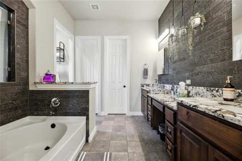 Tiny photo for 5305 Green Thread TRL, Spicewood, TX 78669 (MLS # 3662670)