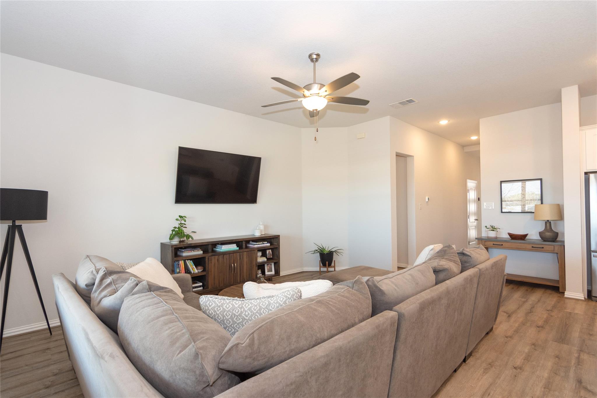 2208 McClendon TRL