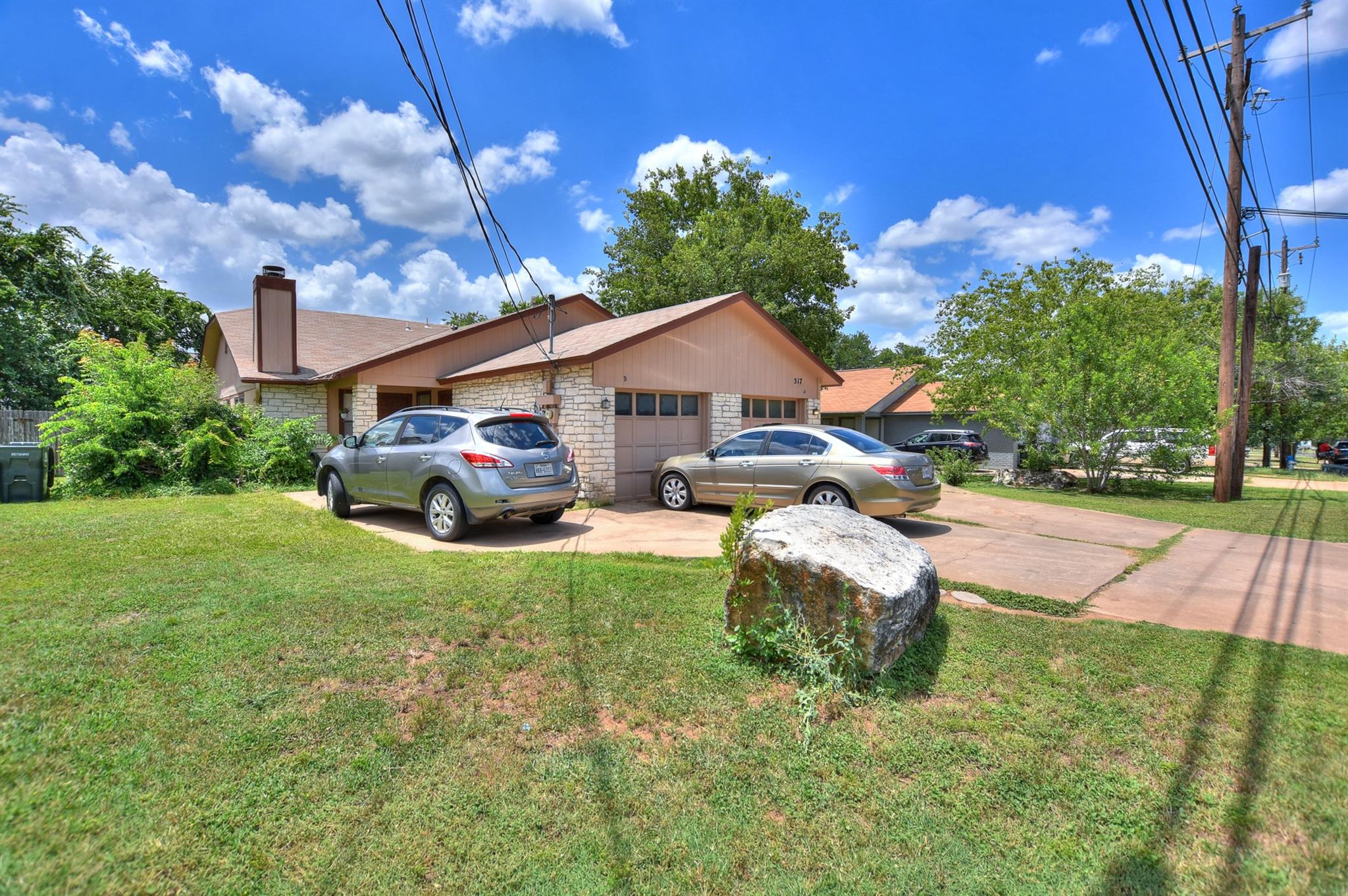 517 Luther DR