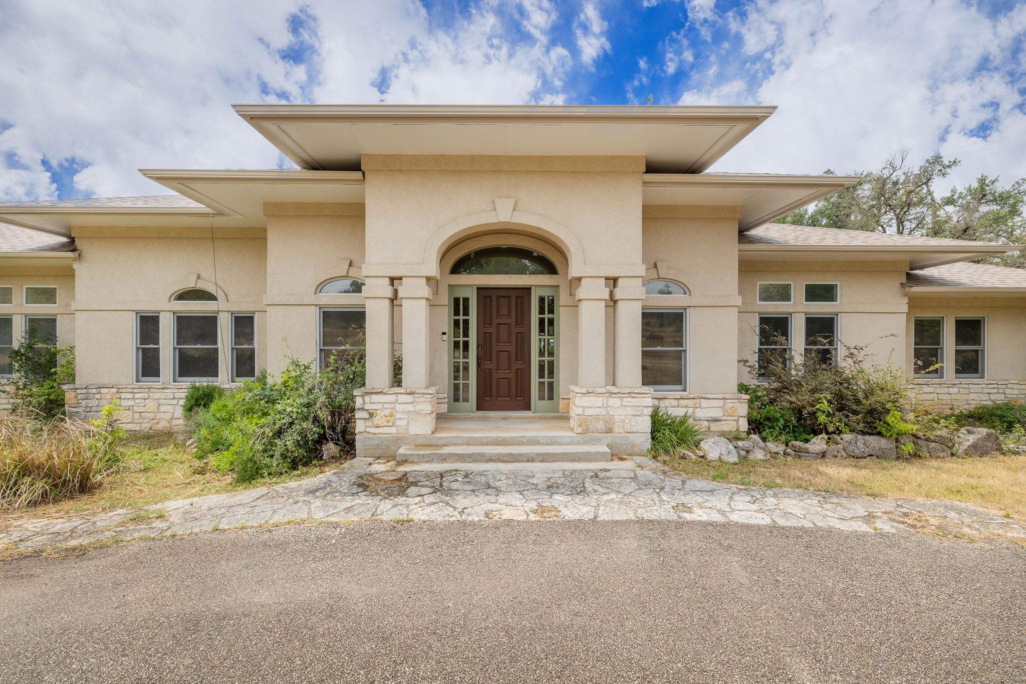 1441 Gatlin Creek RD