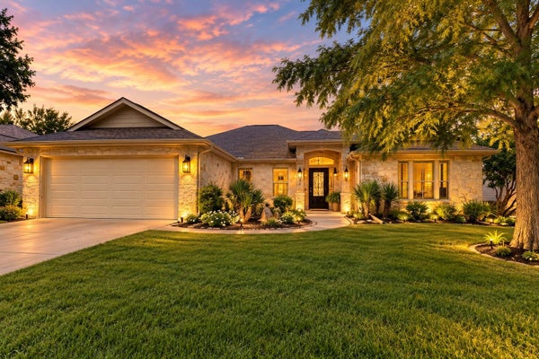 124 MARION ST, MEADOWLAKES, TX 78654 - Image 00e67fbe75dd32fed37eb71ecb9f7ef9/2226696997
