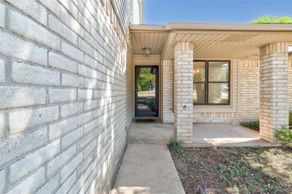 Photo of 1202 Ivybridge DR, Pflugerville, TX 78660 (MLS # 1673387)