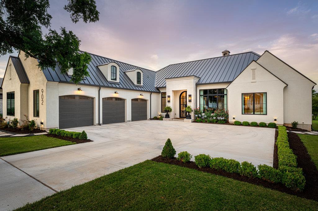 902 Cimarron Hills TRL W
