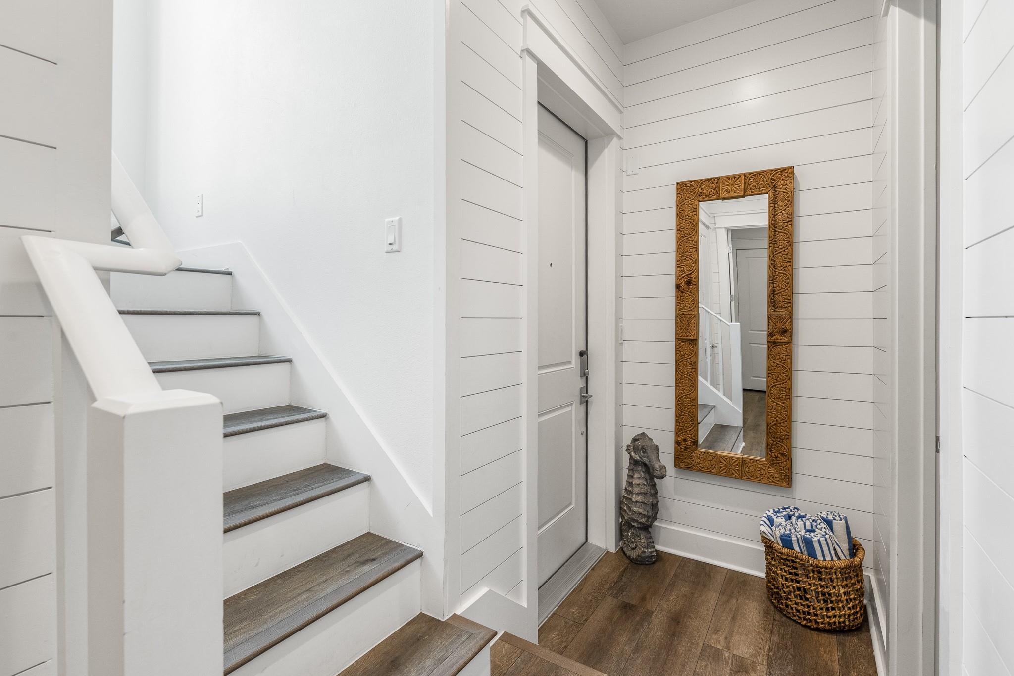 214 Sunset Ave 5