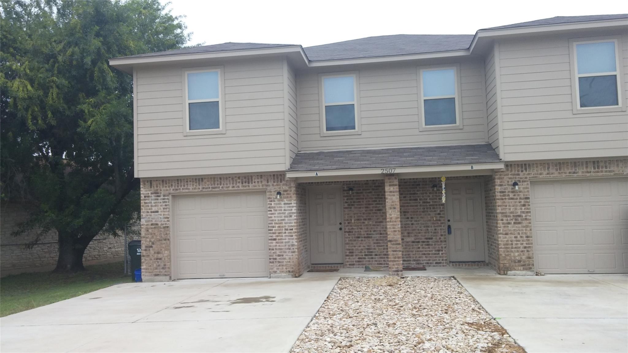 Photo 1 of 11 — 2507 Oak Ln LN A, Georgetown, TX 78628