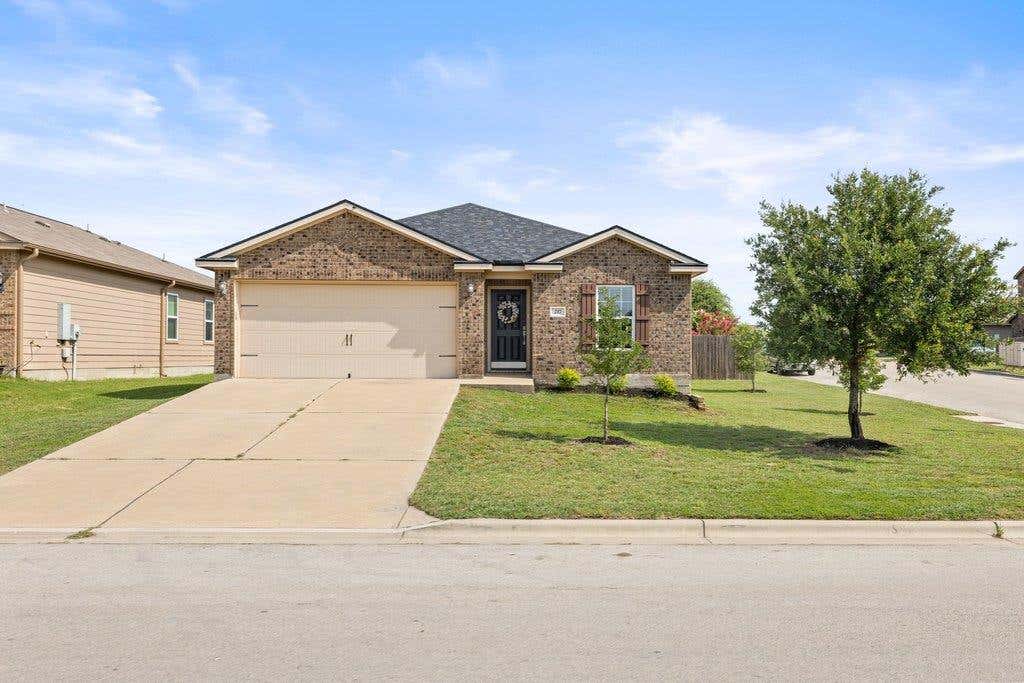 Photo of 217 Farmer LN, Jarrell, TX 76537 (MLS # 9264237)