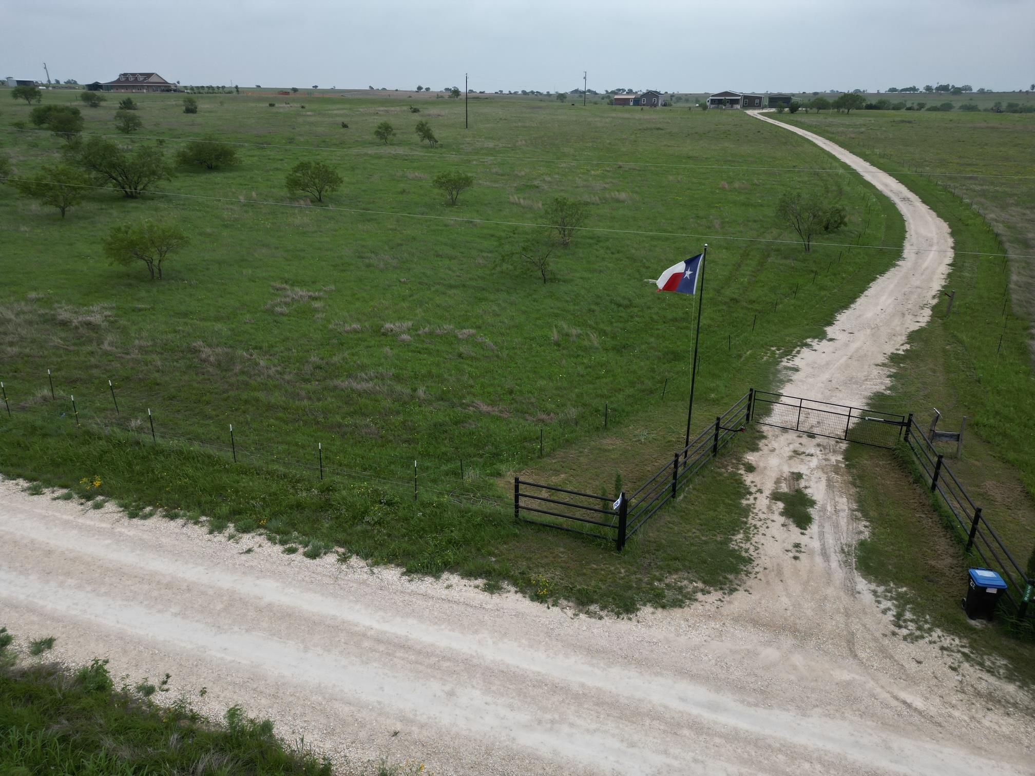 2238 County Road 2109