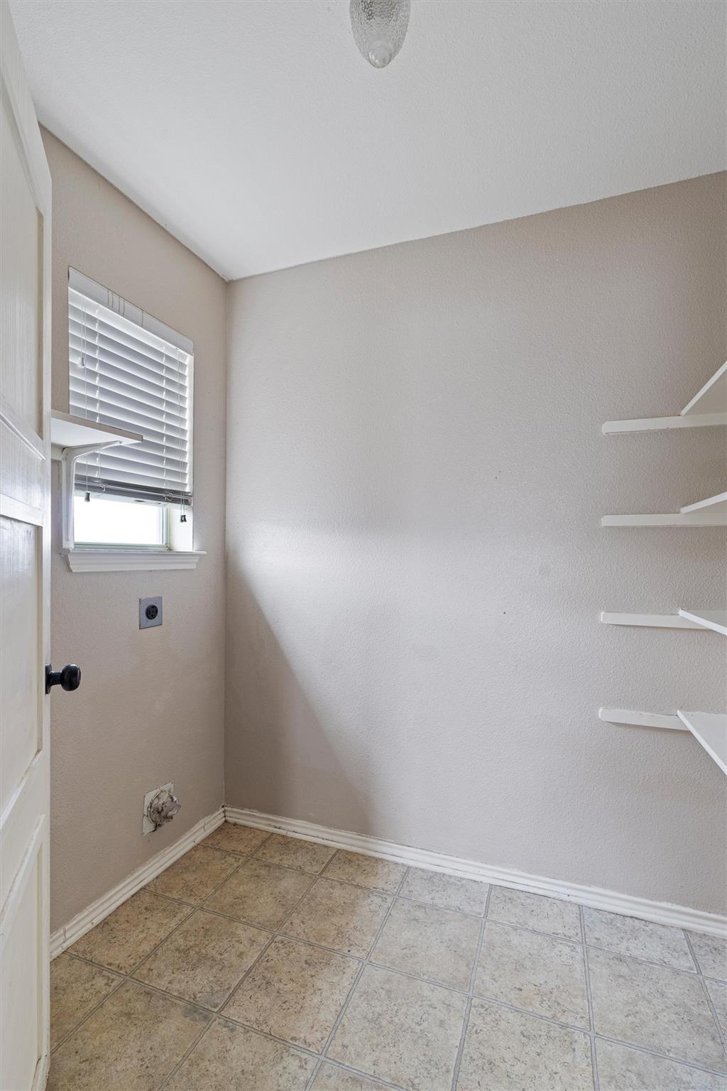 Hutto, Texas 78634, United States, 4 Bedrooms Bedrooms, ,3 BathroomsBathrooms,Residential,Active,17805