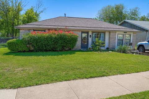 405 Thistlewood DR Austin TX 78745