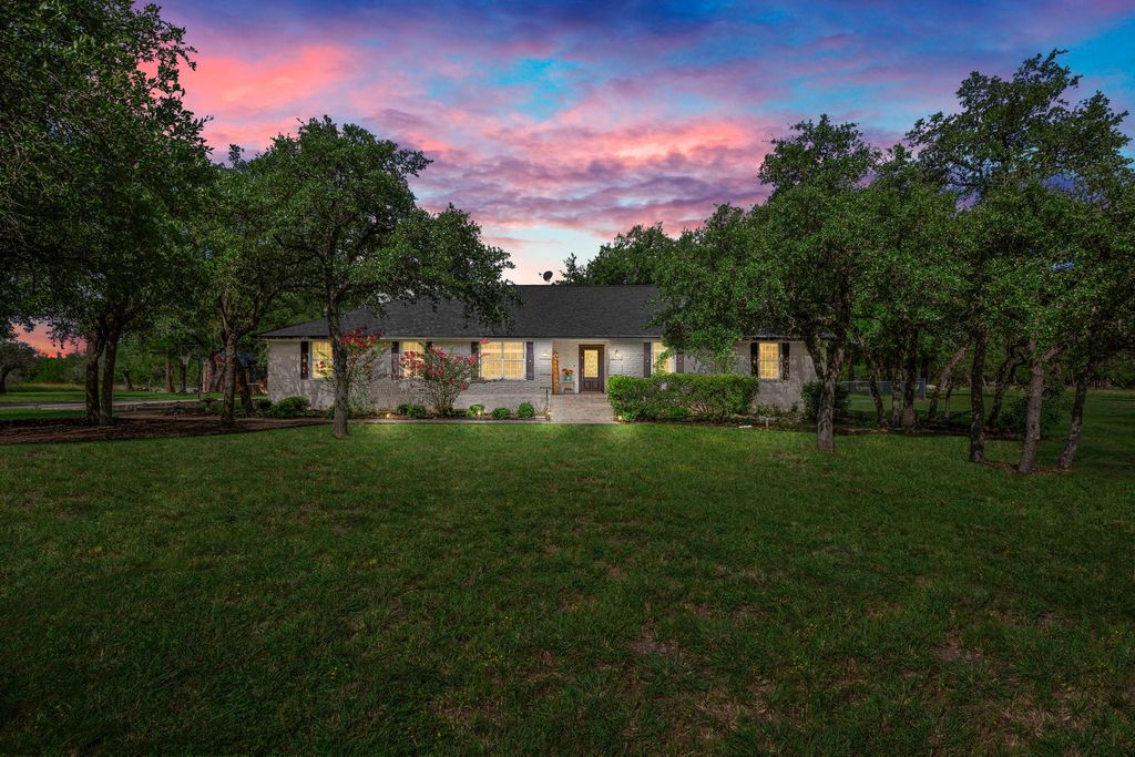 Photo of 350 Lost River RD, Georgetown, TX 78628 (MLS # 3702917)