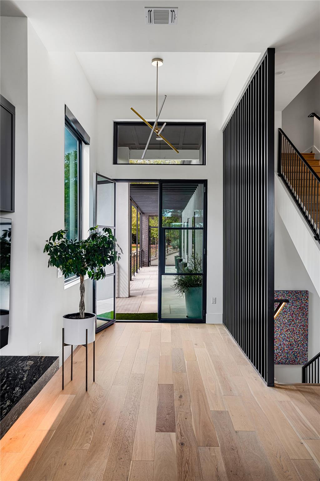 2021 Rue De St Germaine