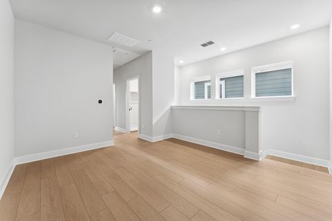 Tiny photo for 5509 Forks RD, Austin, TX 78747 (MLS # 1329555)