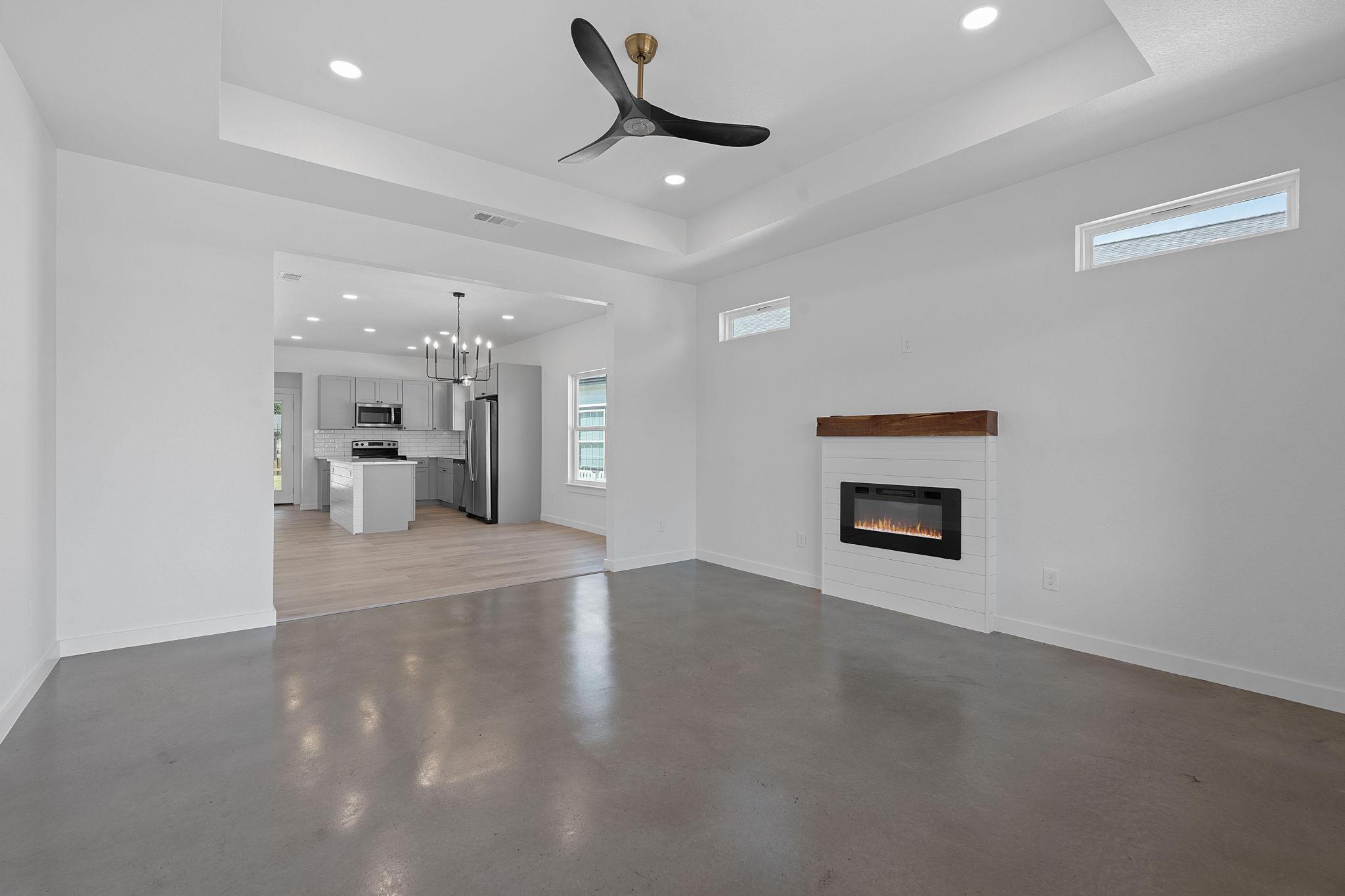 245 Heatherwood DR 2