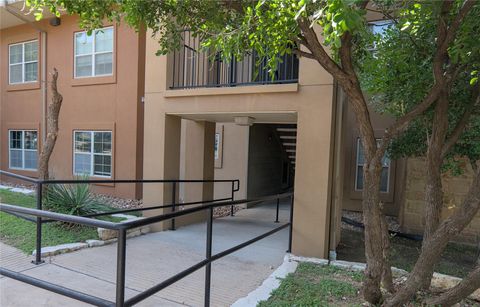 Photo of 6810 Deatonhill DR #4102, Austin, TX 78745 (MLS # 3350680)