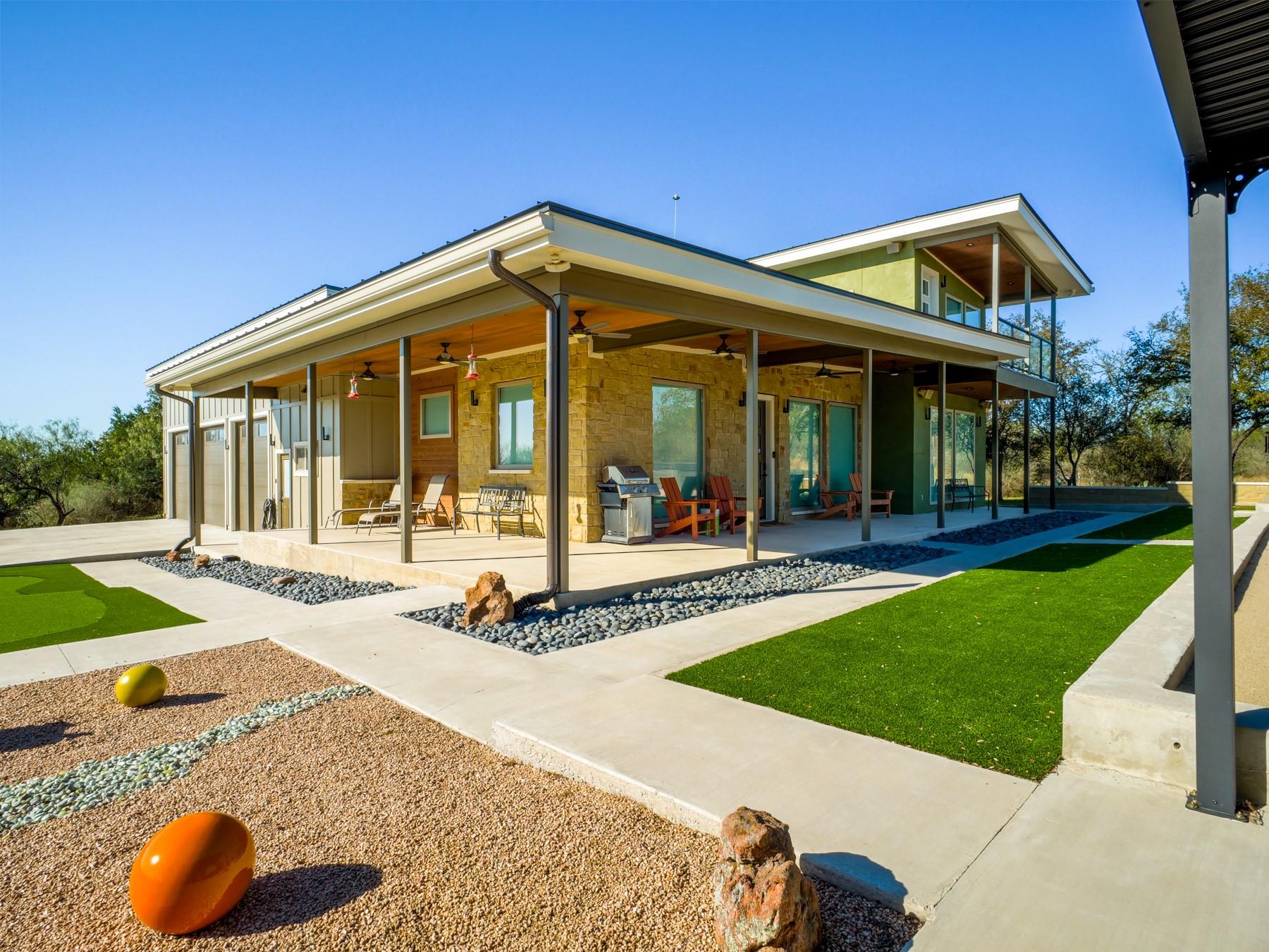 125 W Granite Oaks DR