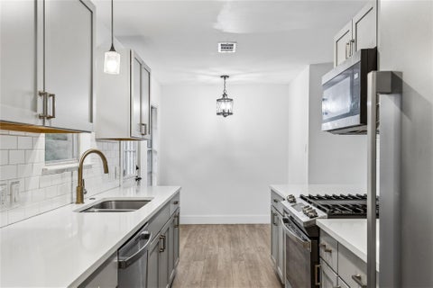 Tiny photo for 122 Havana ST, Austin, TX 78704 (MLS # 6219006)
