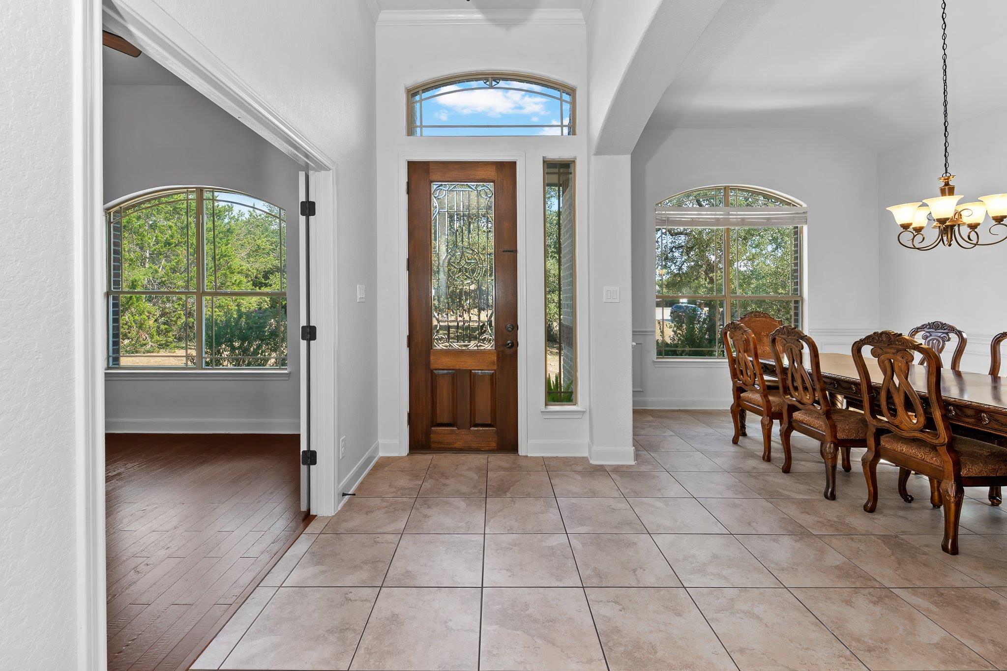 833 Pinnacle PKWY