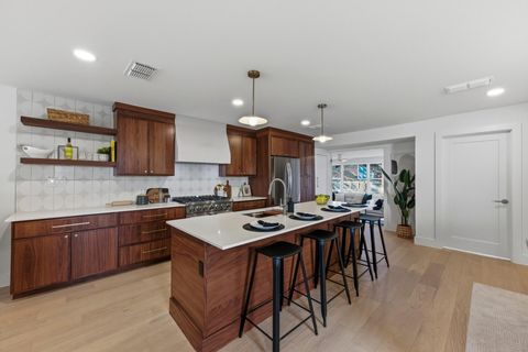 Tiny photo for 623 Amesbury LN, Austin, TX 78752 (MLS # 6270935)