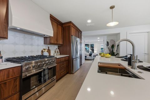 Tiny photo for 623 Amesbury LN, Austin, TX 78752 (MLS # 6270935)