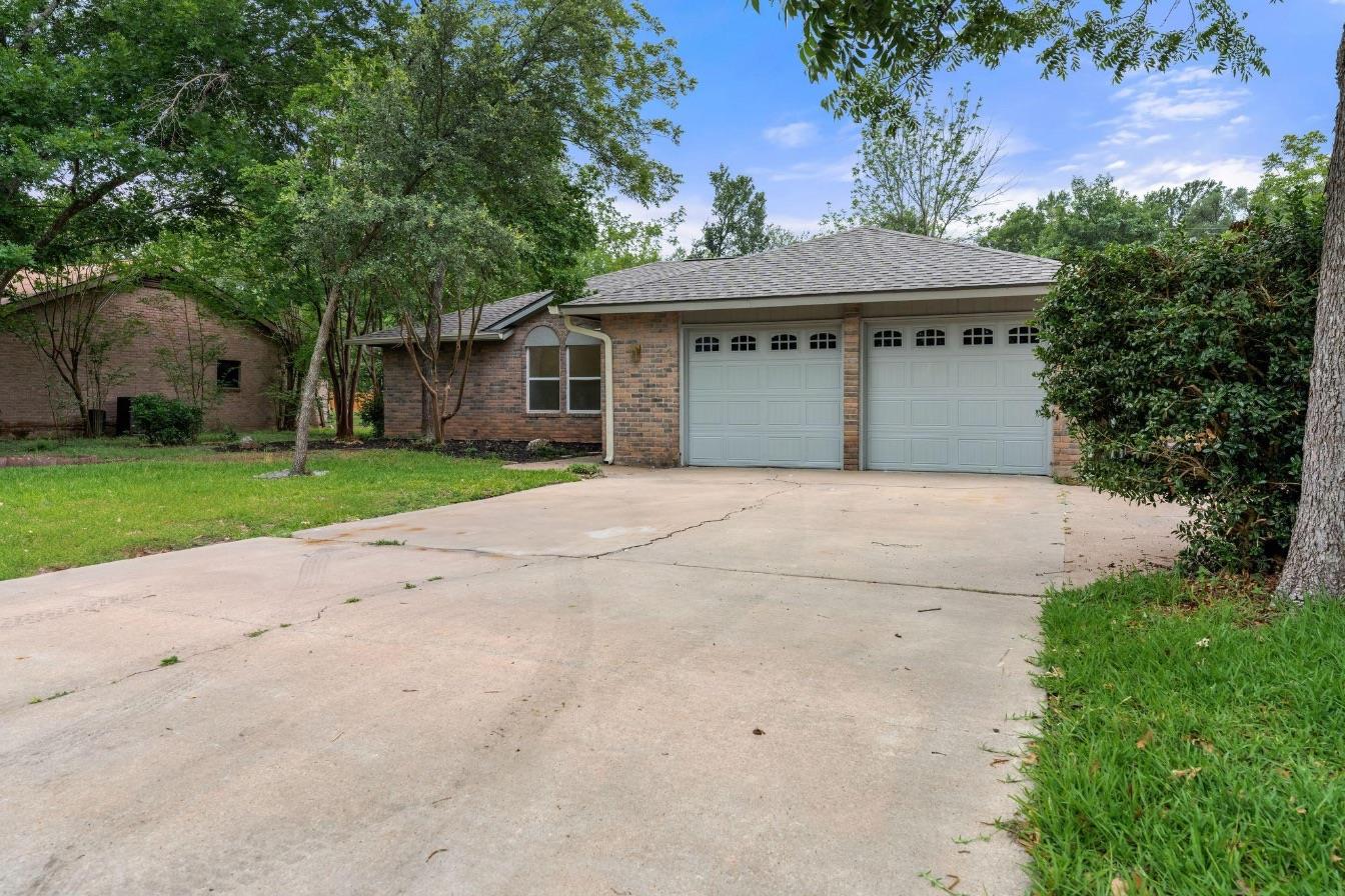 13322 Villa Park DR