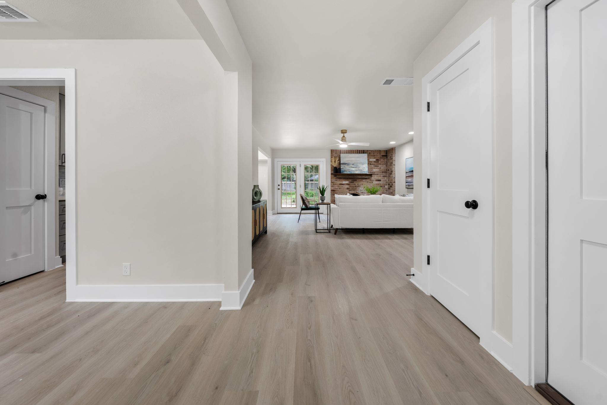 13322 Villa Park DR