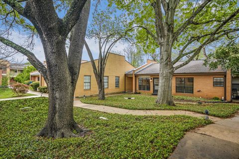 Tiny photo for 2301 Lawnmont Ave #5, Austin, TX 78756 (MLS # 5049440)