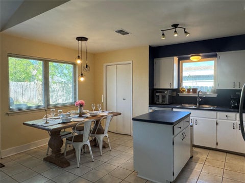 Tiny photo for 102 Skyloop DR, Austin, TX 78745 (MLS # 4867970)