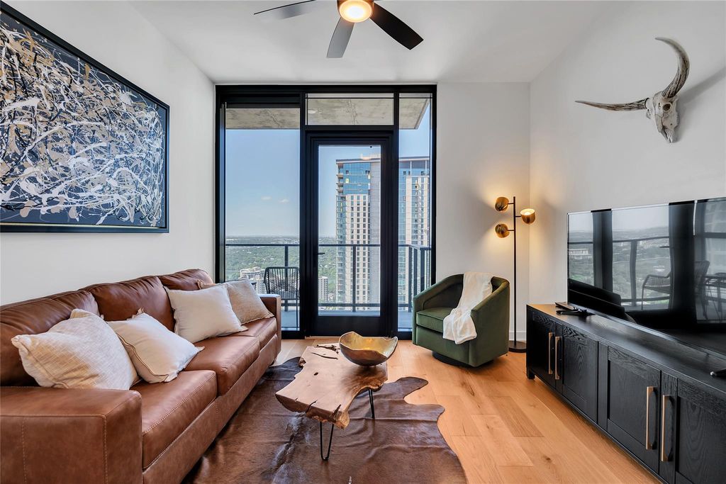 Photo for 84 East Ave #3208, Austin, TX 78701 (MLS # 5827109)