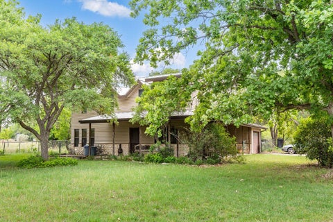 Photo of 907 Horace Howard DR, San Marcos, TX 78666 (MLS # 8231232)