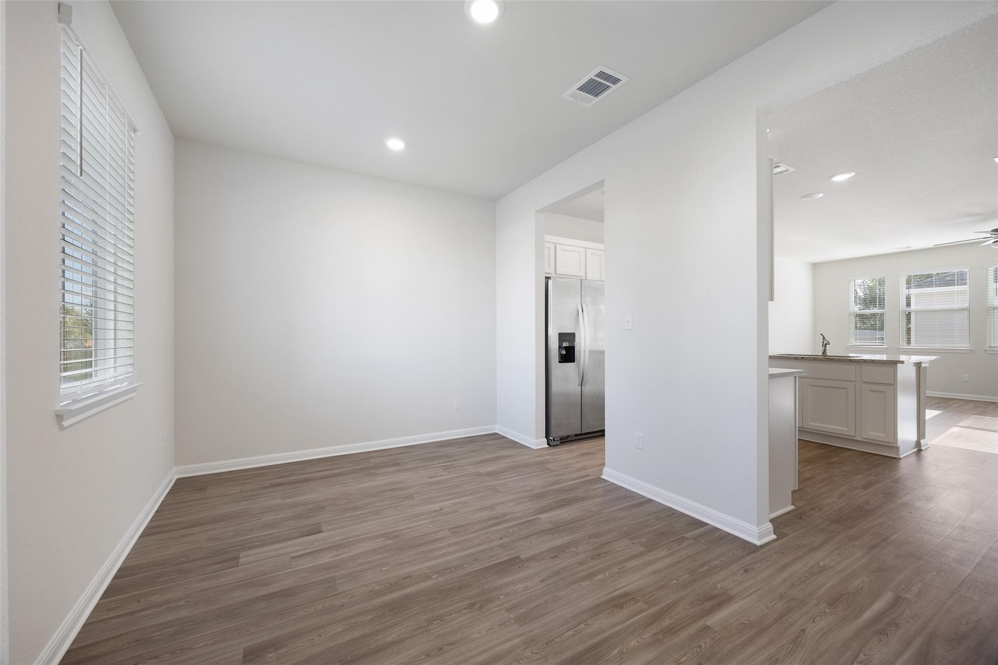 2412 Jack Nora WAY