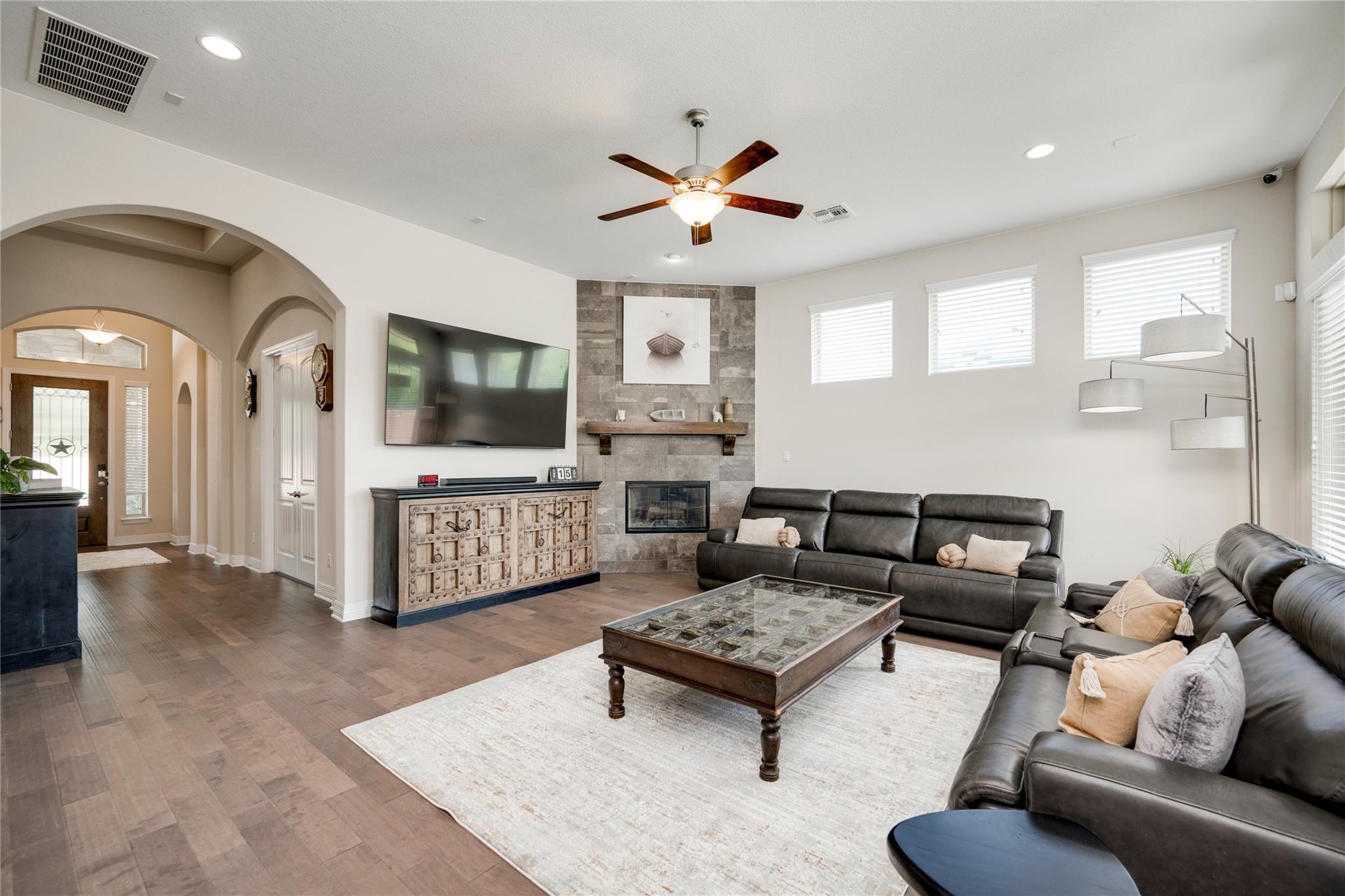 3134 Misty Shore LN