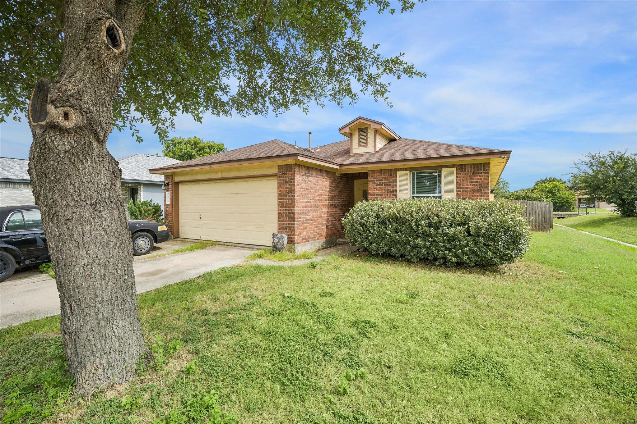 Photo 1 of 26 — 119 Brooke ST, Hutto, TX 78634
