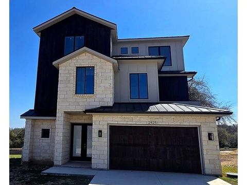 Photo of 2425 Bruin DR, Spicewood, TX 78669 (MLS # 4496608)