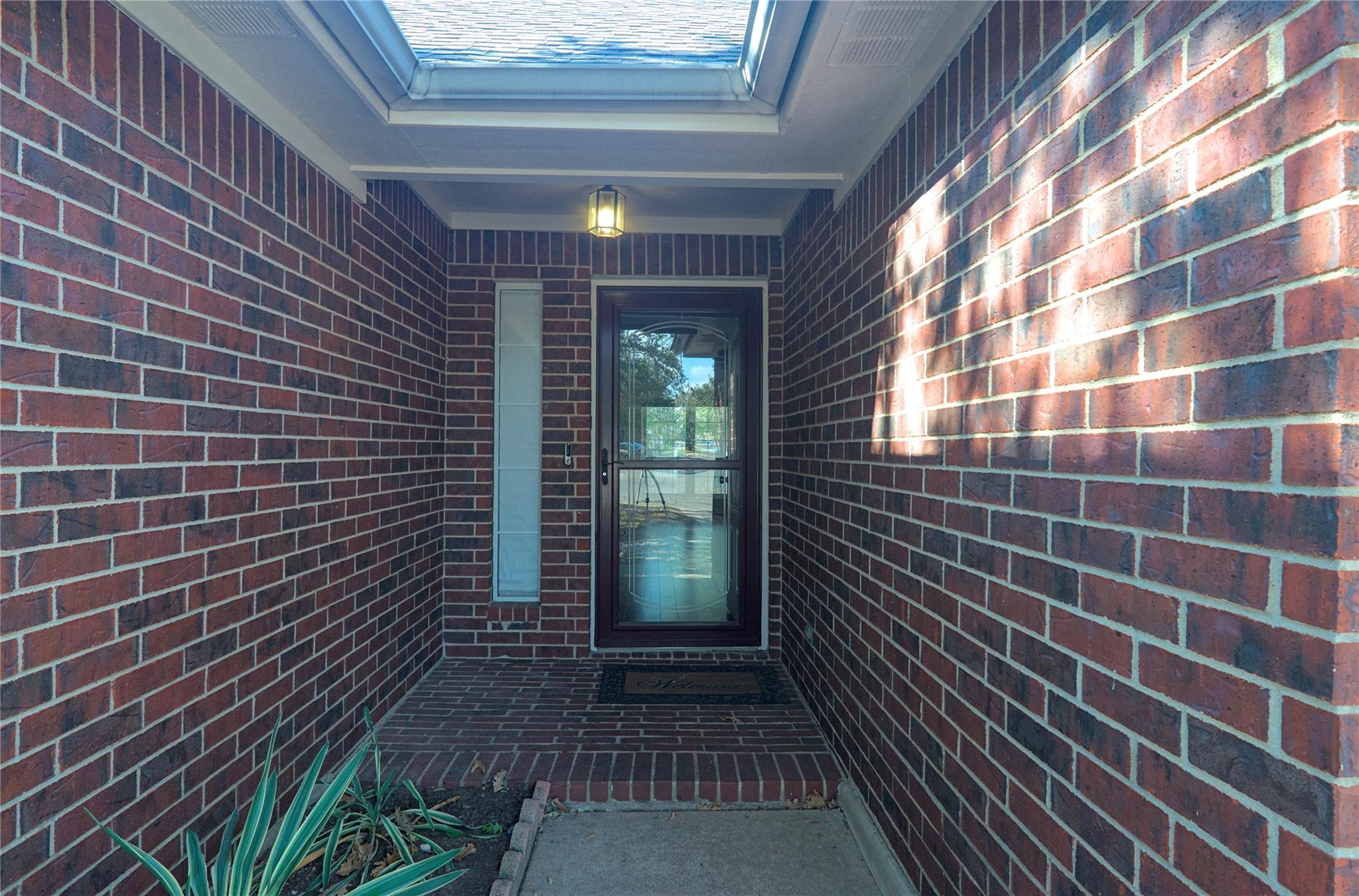 3244 Winding WAY