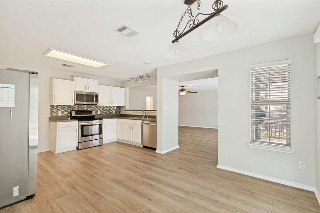 Photo of 1107 Fox Sparrow CV, Pflugerville, TX 78660 (MLS # 3403046)