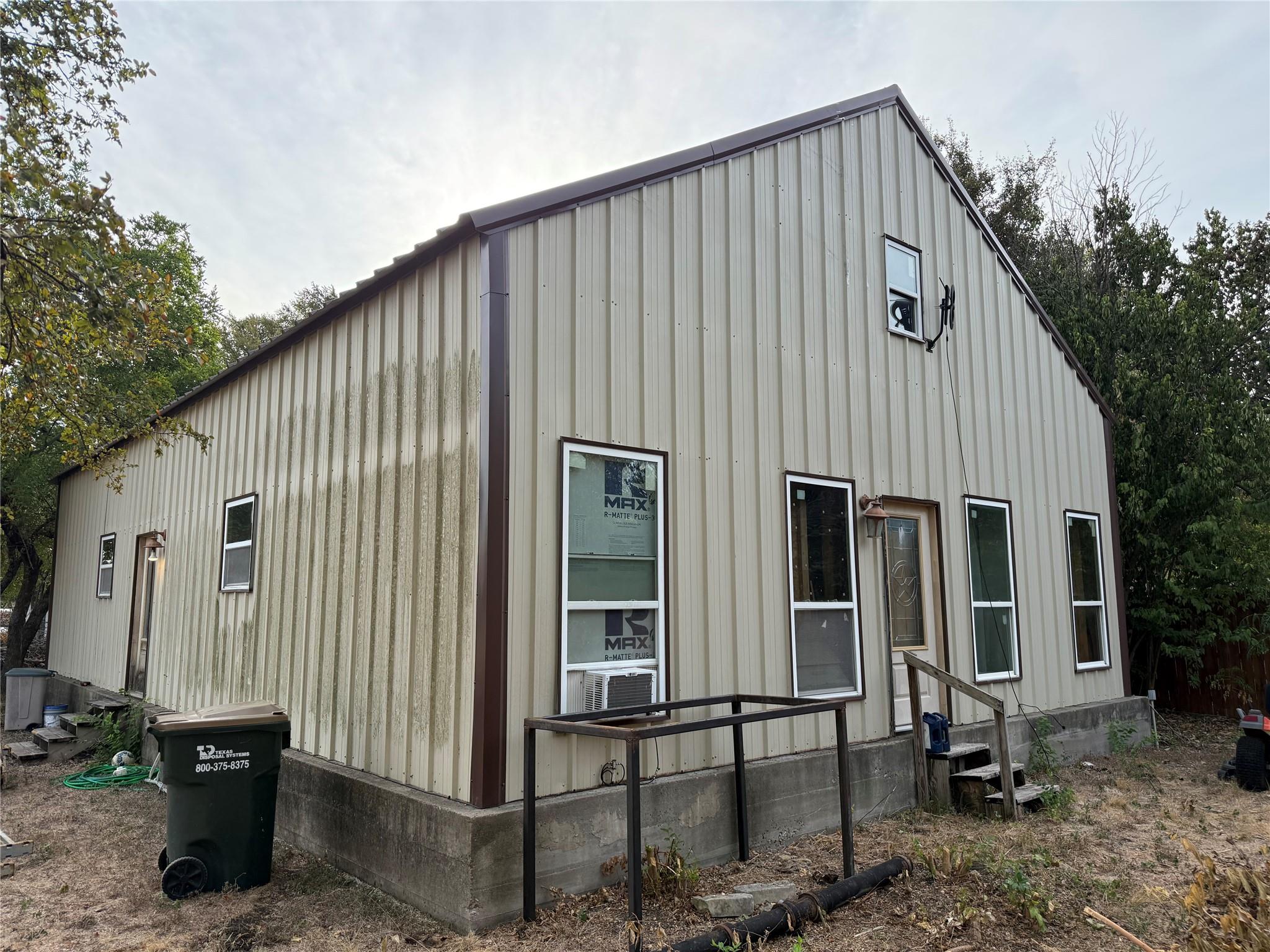 2012 Maple ST