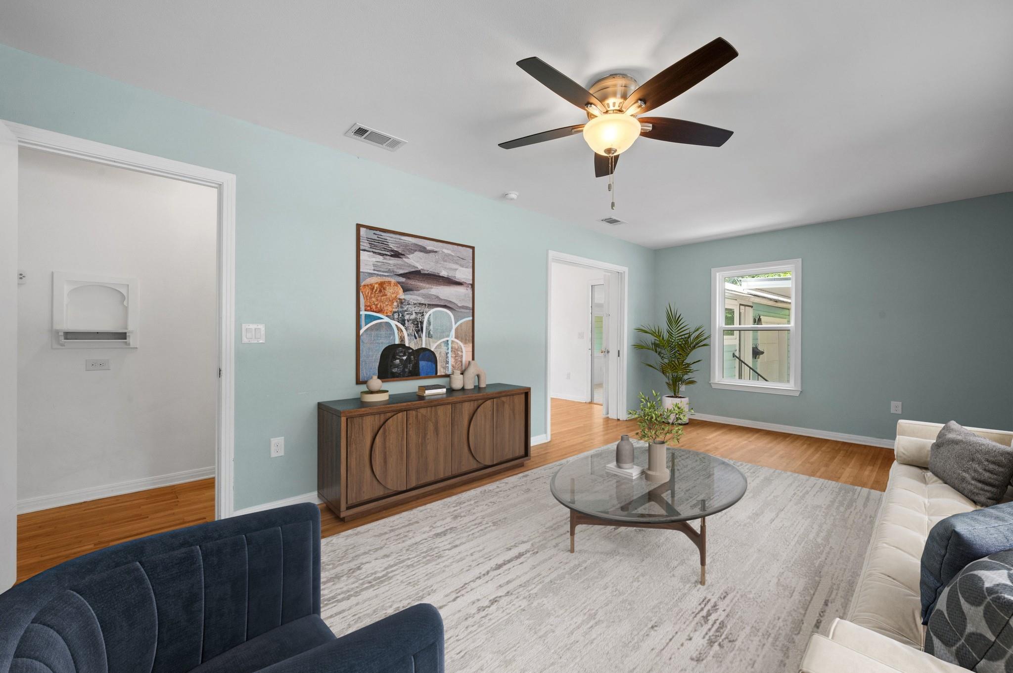 4928 Strass DR