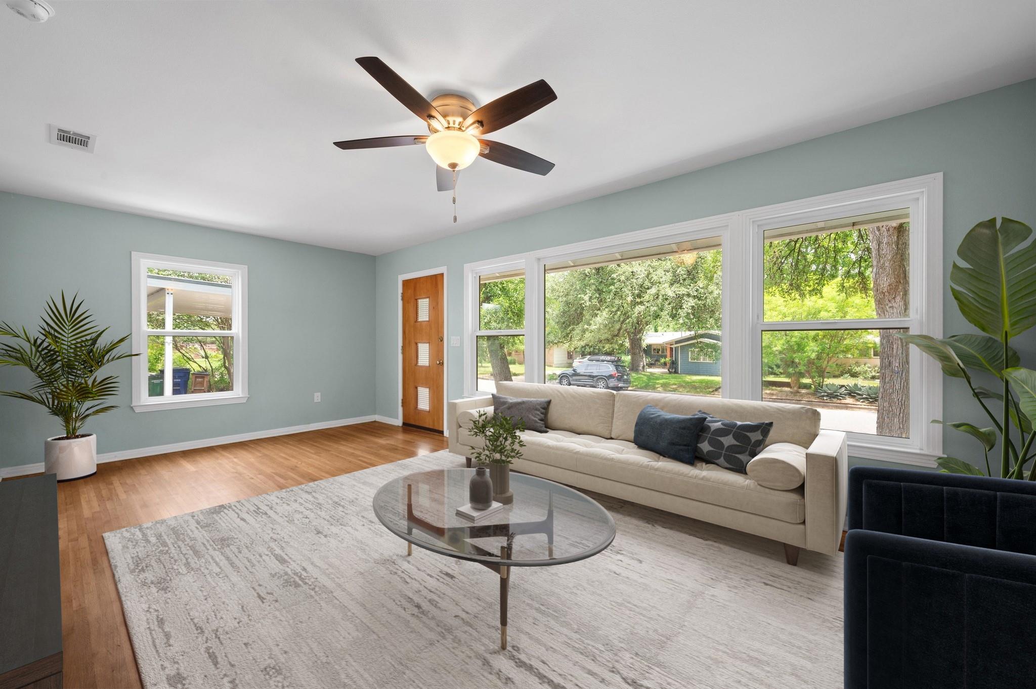 4928 Strass DR