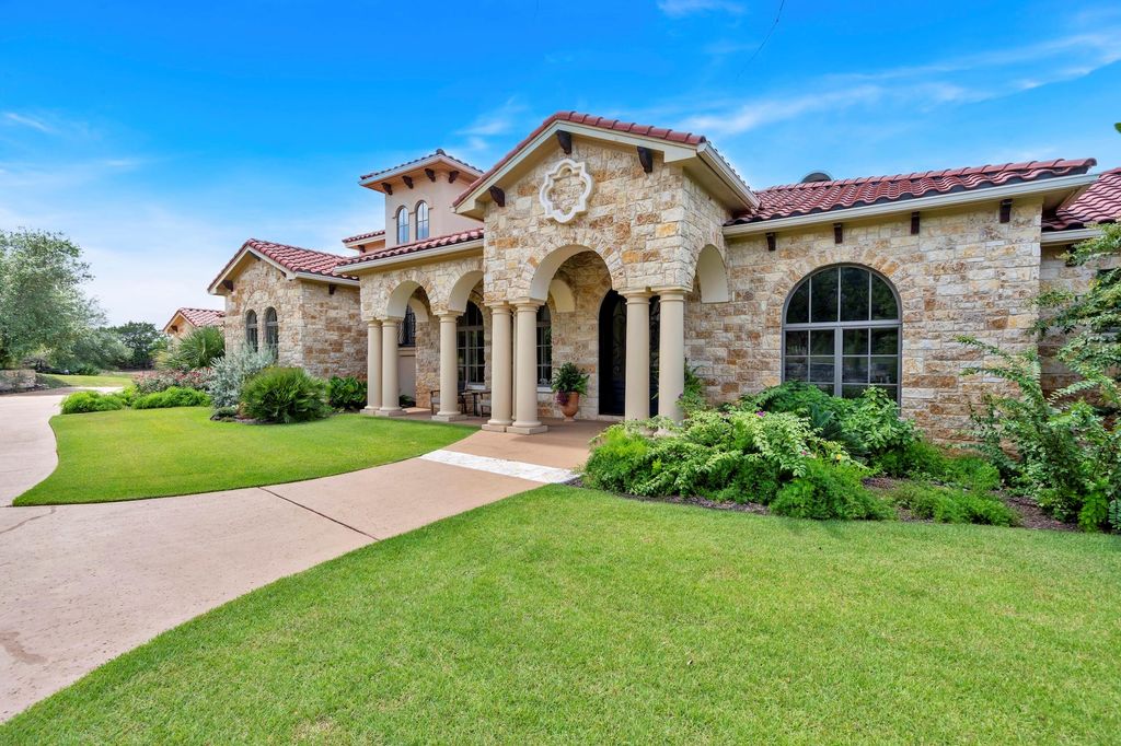 Photo of 11029 Arroyo Canyon DR, Austin, TX 78736 (MLS # 3585394)