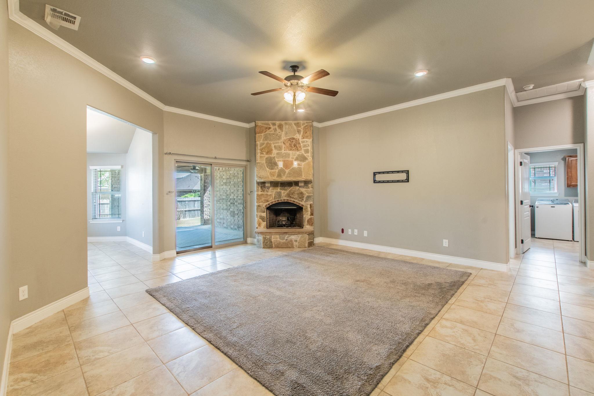2105 Briar Hollow DR