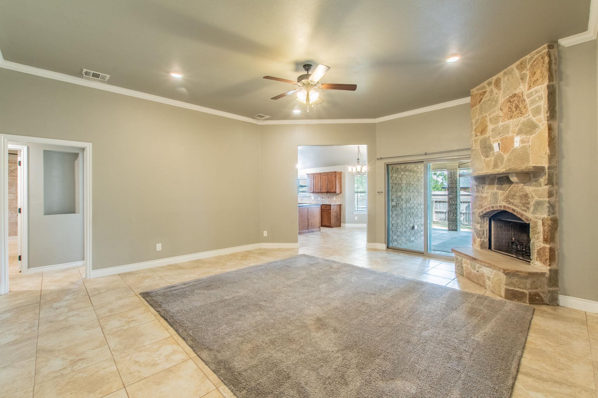 2105 Briar Hollow DR