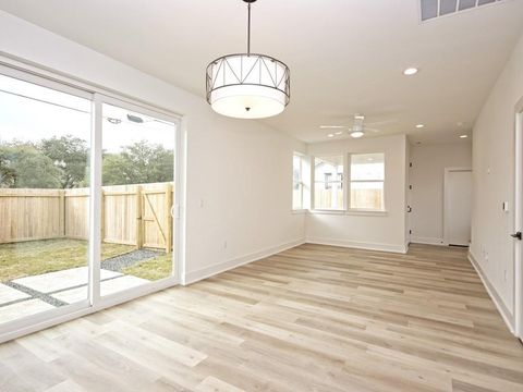 Tiny photo for 1116 Atkinson RD, Austin, TX 78752 (MLS # 7339697)