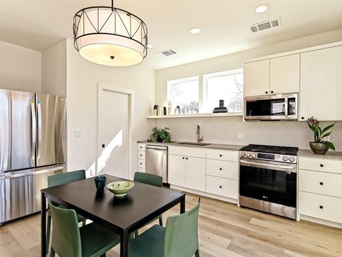 Tiny photo for 1116 Atkinson RD, Austin, TX 78752 (MLS # 7339697)