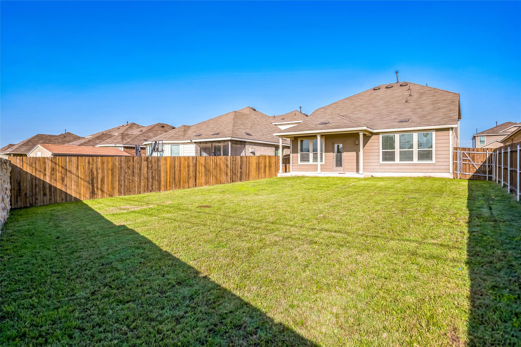 206 Duroc DR