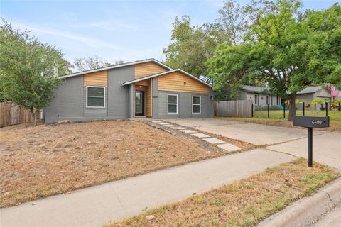 Tiny photo for 6809 Lunar DR, Austin, TX 78745 (MLS # 3456205)