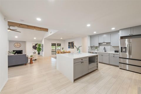 Tiny photo for 6809 Lunar DR, Austin, TX 78745 (MLS # 3456205)