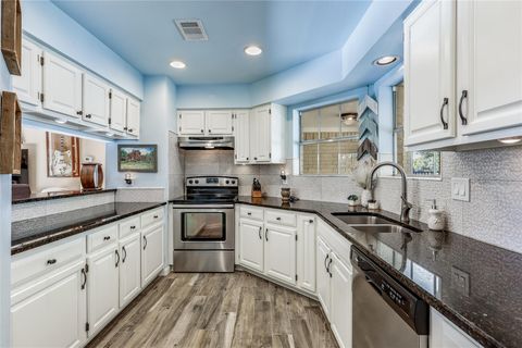 Tiny photo for 18501 Lakehead CIR, Point Venture, TX 78645 (MLS # 5081416)