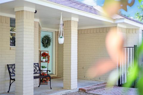 Tiny photo for 18501 Lakehead CIR, Point Venture, TX 78645 (MLS # 5081416)