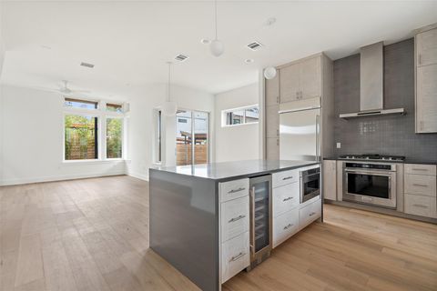 Tiny photo for 900 S 2nd ST #18, Austin, TX 78704 (MLS # 6257720)