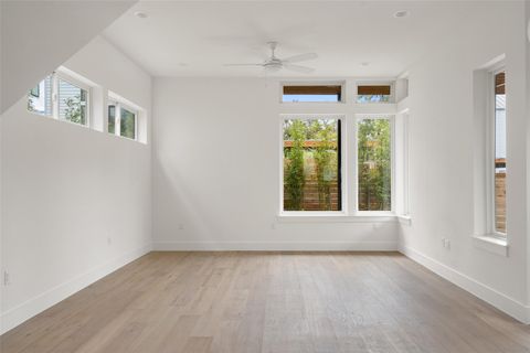 Tiny photo for 900 S 2nd ST #18, Austin, TX 78704 (MLS # 6257720)